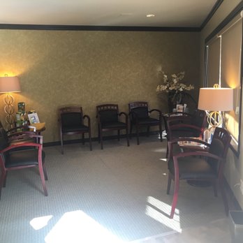 Cecilia T Kaesler, DO - Waiting Room - Internal Medicine Near Me - La Canada, California Cecilia T Kaesler, DO - Waiting Room - Internal Medicine Near Me - La Canada, California
