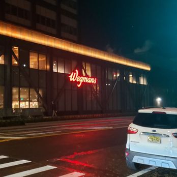 Wegmans - Outside night view - Grocery Near Me - Brooklyn, New York