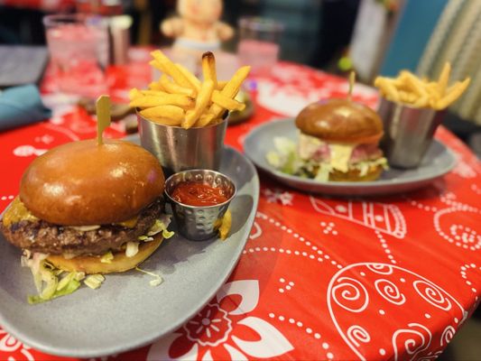 Pete's Sunset Grille by null