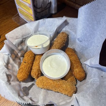 Goodson's Café - American Near Me - Tomball, Texas