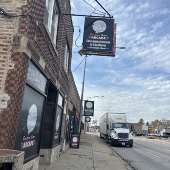 Galloping Ghost Arcade - Arcades Near Me - Brookfield, Illinois