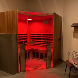 RVIVL - Private Infrared sauna (cold plunge and shower to the left)