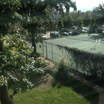 Oak Creek - The tennis courts near the park in The Oak Creek complex. - Apartments Near Me - River Ridge, Louisiana Oak Creek - The tennis courts near the park in The Oak Creek complex. - Apartments Near Me - River Ridge, Louisiana