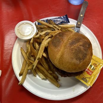 Bluebonnet Cafe - Traditional Burger plate w/side of ranch - Breakfast & Brunch Near Me - Haltom City, Texas