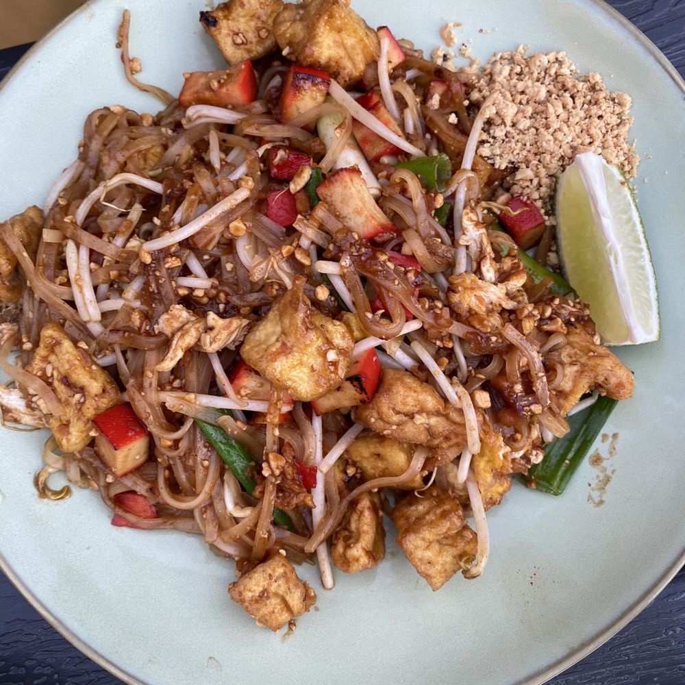 Lemongrass - Tofu Pad Thai - Thai Near Me - Annapolis, Maryland Lemongrass - Tofu Pad Thai - Thai Near Me - Annapolis, Maryland