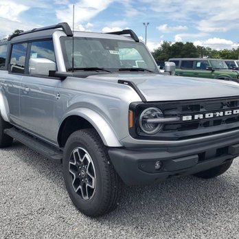 Brandon Ford - 2024 Ford Bronco Outer Banks - Car Dealers Near Me - Tampa, Florida Brandon Ford - 2024 Ford Bronco Outer Banks - Car Dealers Near Me - Tampa, Florida