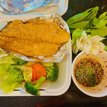 Pad Thai Cafe - to go - fish three flavors - Thai Near Me - Glendale, Arizona Pad Thai Cafe - to go - fish three flavors - Thai Near Me - Glendale, Arizona