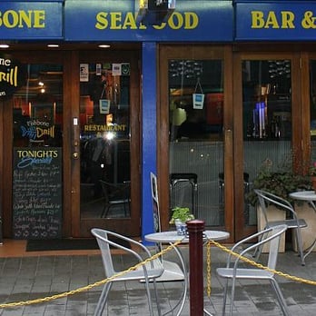 Fishbone Bar & Grill - Seafood Near Me - Queenstown, OTA