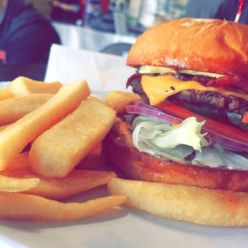 Corner Grill - New American Near Me - Tujunga, California Corner Grill - New American Near Me - Tujunga, California