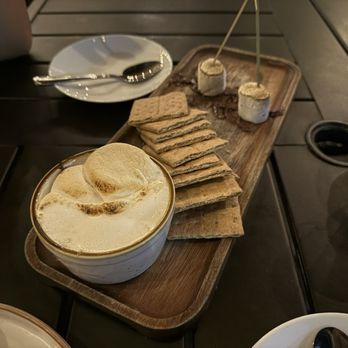 The Hideout Kitchen - S'mores dessert - New American Near Me - Lafayette, California The Hideout Kitchen - S'mores dessert - New American Near Me - Lafayette, California