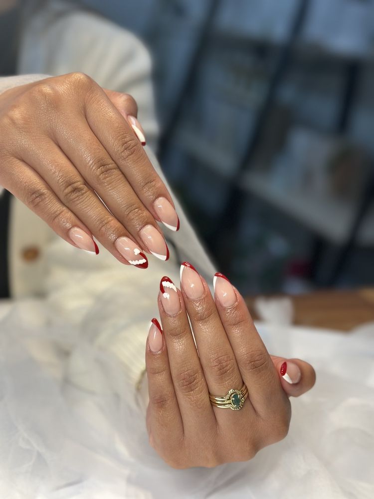 Lavie En Rose Beauty Logo