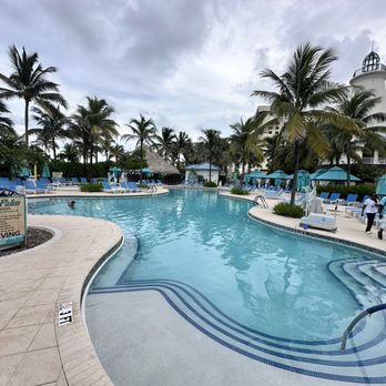 Jimmy Buffett's Margaritaville Restaurant - New American Near Me - Hollywood, Florida
