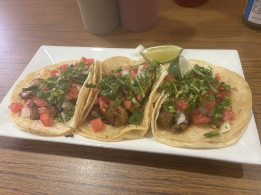 La Papusa Loca & Mexican Food