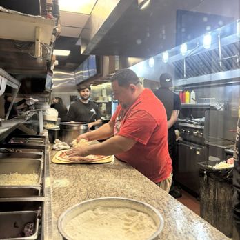Elizabeths Pizza - Pizza construction - Pizza Near Me - High Point, North Carolina Elizabeths Pizza - Pizza construction - Pizza Near Me - High Point, North Carolina