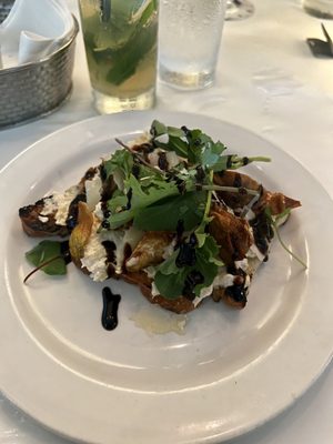 Alchemy Bistro & Bar by null