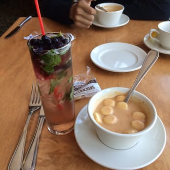 Galyn's - Mock tail with berries and mint and lobster soup - Seafood Near Me - Bar Harbor, Maine Galyn's - Mock tail with berries and mint and lobster soup - Seafood Near Me - Bar Harbor, Maine