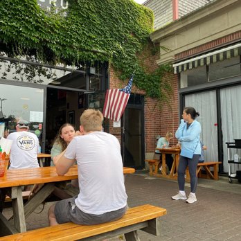 Cru Cafe - Outside - Breakfast & Brunch Near Me - Newport, Rhode Island Cru Cafe - Outside - Breakfast & Brunch Near Me - Newport, Rhode Island
