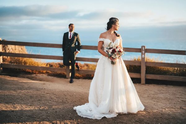 Weddings 2024 - Some of my works through 2023 year.
New season 2024 is open