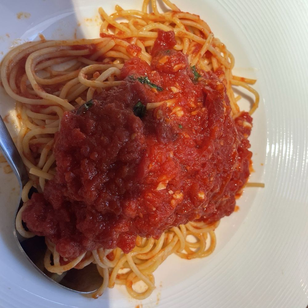 California Pizza Kitchen - Spaghetti Marinara Al Denté - Pizza Near Me - Honolulu, Hawaii California Pizza Kitchen - Spaghetti Marinara Al Denté - Pizza Near Me - Honolulu, Hawaii
