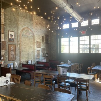 Fireside Pizza - Interior - Pizza Near Me - Cincinnati, Ohio