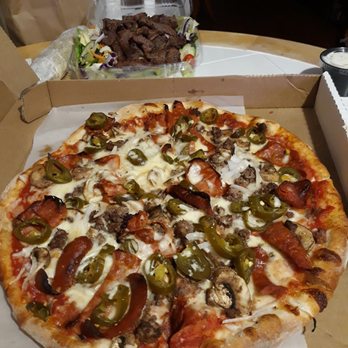 Family Pizza - 5-topping 14" pizza with onions, jalapeños, mushrooms, hamburger and linguica. Best pizza ever! - Pizza Near Me - Dracut, Massachusetts Family Pizza - 5-topping 14" pizza with onions, jalapeños, mushrooms, hamburger and linguica. Best pizza ever! - Pizza Near Me - Dracut, Massachusetts