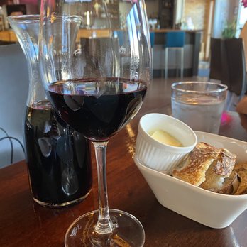 Janet Lynn's Bistro - red dry - Bistros Near Me - Kitchener, Ontario