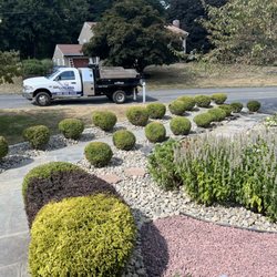 Lozada Landscaping - Install Belgium block for border edge, prune, fabric and add decorative stone.
