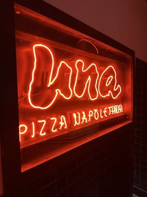 Una Pizza Napoletana by null