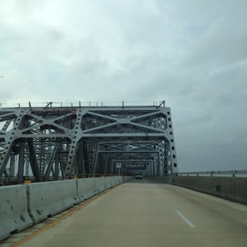 Huey P Long Bridge - Landmarks & Historical Buildings Near Me