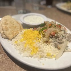 Lemon garlic gyro platter