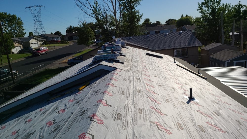 Slide of Elias Construction Services