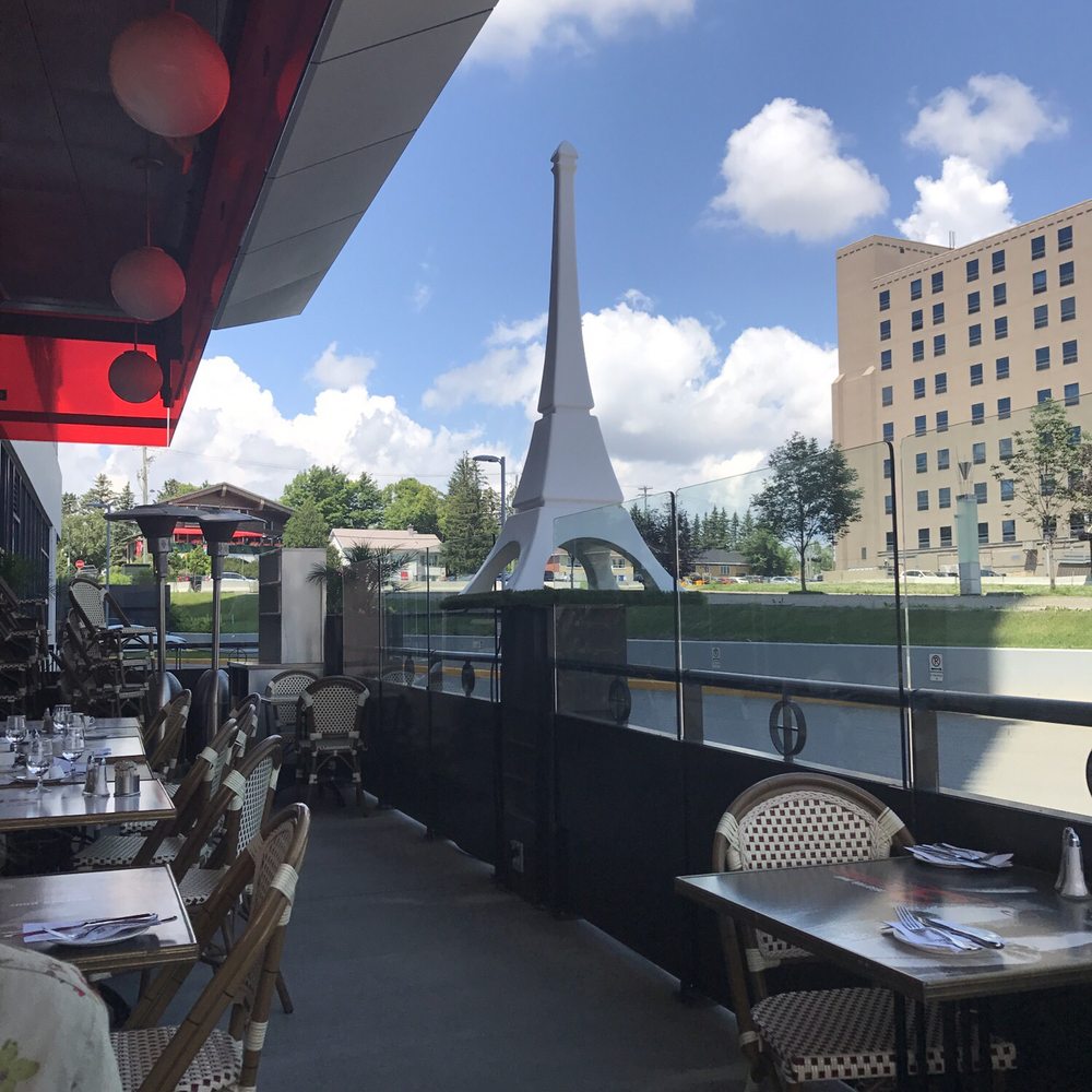 Paris Grill - Patio view - French Near Me - Quebec City, Quebec Paris Grill - Patio view - French Near Me - Quebec City, Quebec