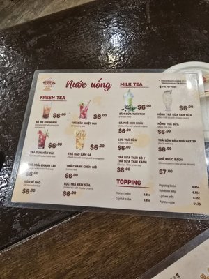 QUẦY PHA CHẾ TRÀ SỮA GONGCHA VỚI NGUYÊN LIỆU TƯƠI NỔI BẬT