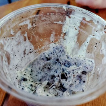Mary’s Mountain Cookies - Scoop of cookies n' cream ice cream - Desserts Near Me - Peoria, Arizona