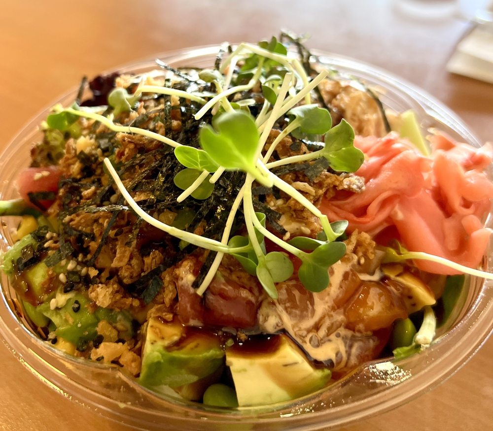 Poke Sushi Roll photo 3