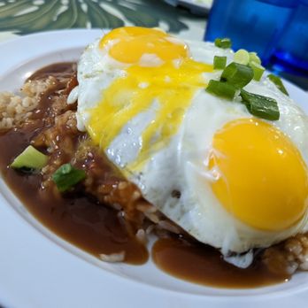 808 Grindz Cafe - Corned Beef Moco - Cafes Near Me - Lahaina, Hawaii