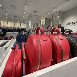 Armani Outlet