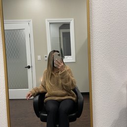 Wash and Blowout by April Wash and Blowout by April