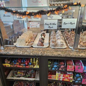 Temptations Chocolate Factory - Candied Apples - Desserts Near Me - Alhambra, California Temptations Chocolate Factory - Candied Apples - Desserts Near Me - Alhambra, California