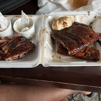 Corky's Ribs & BBQ - Barbeque Near Me - Memphis, Tennessee