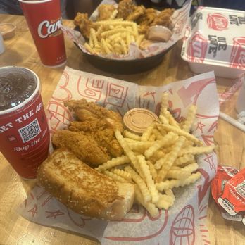 Raising Cane's Chicken Fingers - The combos are absolutely satisfying. - Fast Food Near Me - Yuma, Arizona