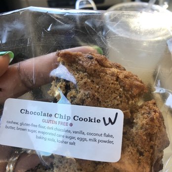 Flower Child - Contains walnuts. Not labeled well. - Salad Near Me - Charlotte, North Carolina