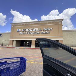 Goodwill Houston Donation Center - Mason - This is the store