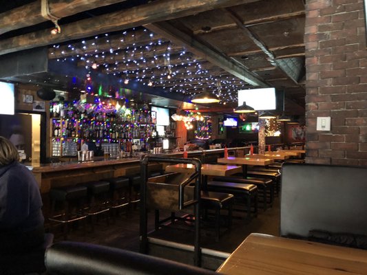 El Furniture Warehouse - Montreal by null