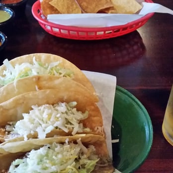 Fernando's Mexican Grill - Happy hour tacos and beer. - Mexican Near Me - Kahului, Hawaii