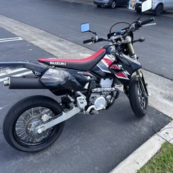 Moto Mecha - Fresh Tires on the DRZ