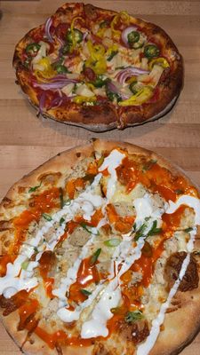 Mootz Pizzeria + Bar by null