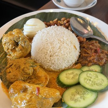 Ipoh Kopitiam - Chicken Curry - Malaysian Near Me - Alhambra, California
