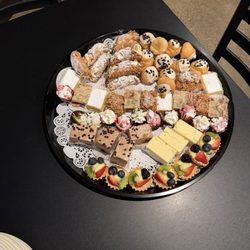 Cantoro Italian Market - Cookie tray
