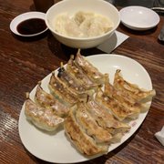 Photo of 原宿餃子樓 - Shibuya, 東京都, Japan